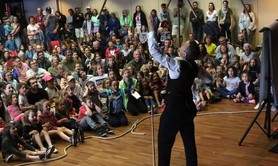 Olivier Palmer - Gentleman Jongleur - Le jongleur qui réussit tout ce qu'il rate